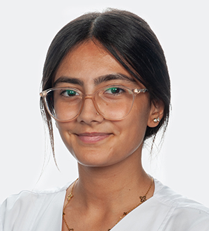  Donya Azizi